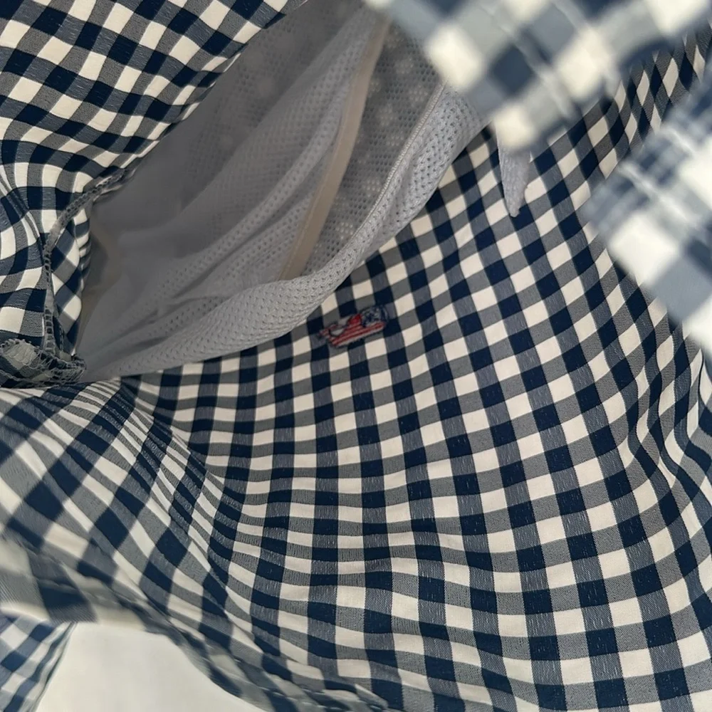 Vineyard Vines Flag Whale Gingham Chappy Trunks size M G17